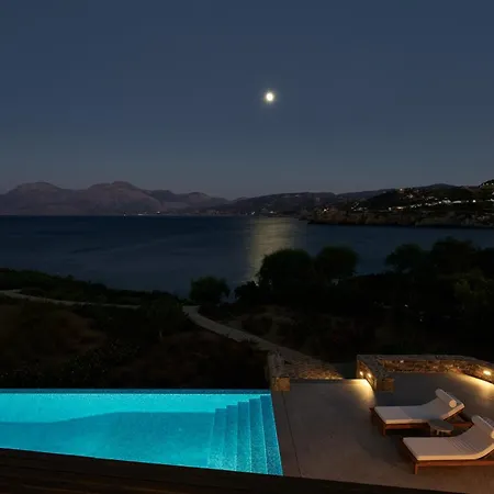 Villa Iremia Seafront Villa, Timeless Lifestyle Amudára Laszithíu